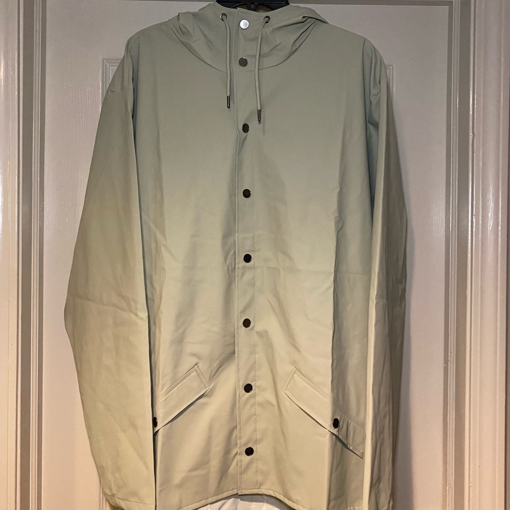 NWT Rains x Anthropologie Unisex Jacket in Cement Waterproof - Picture 2 of 8